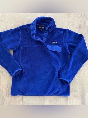 Patagonia Women’s Re-Tool Snap-T Fleece Pullover in Royal Blue sz M